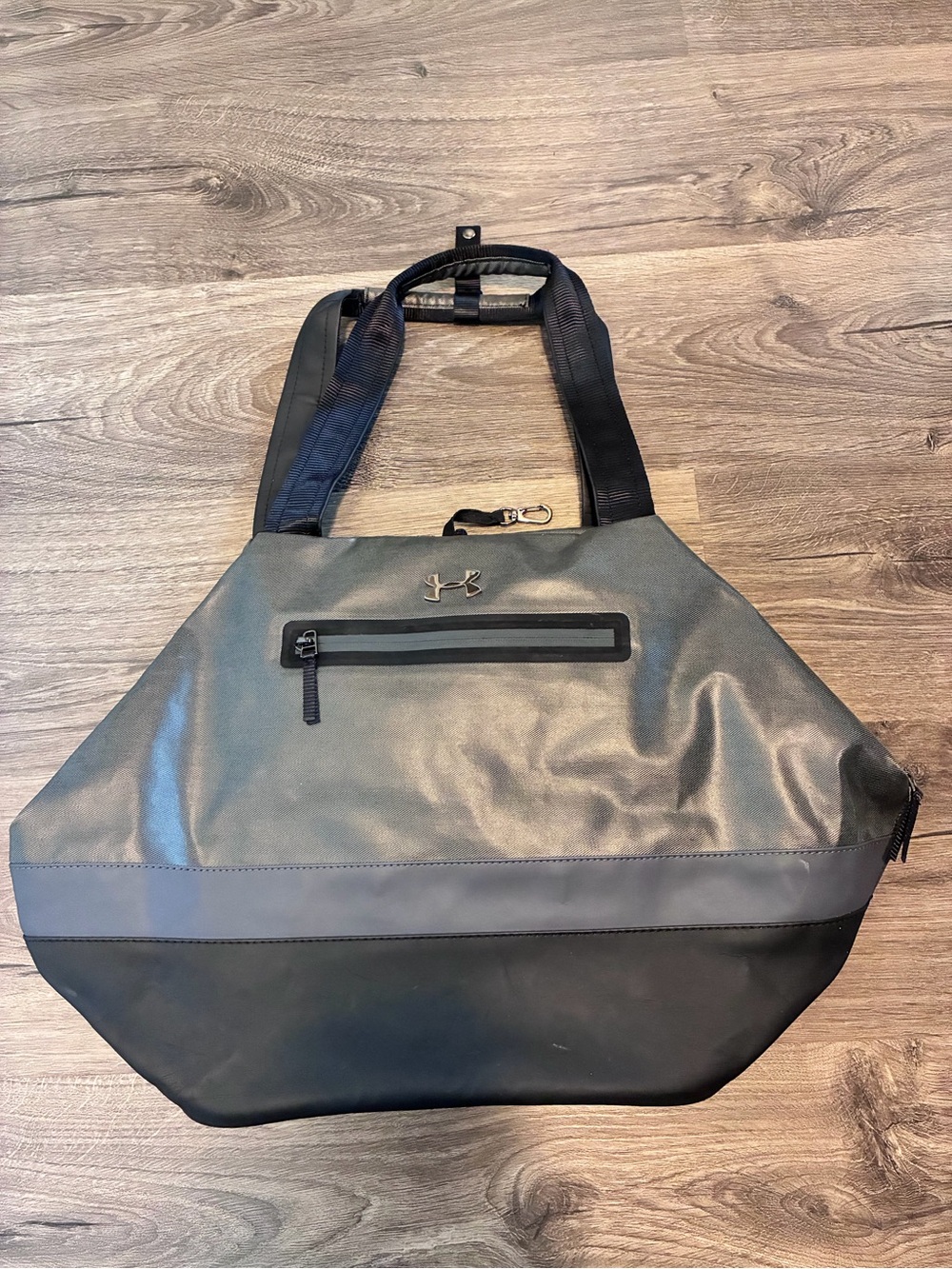 Under Armour Men's Gray Two-Tone Duffel Tote